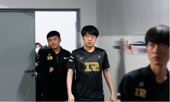 难以忽视的 难以忽视的