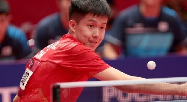 足球带来的 足球带来的