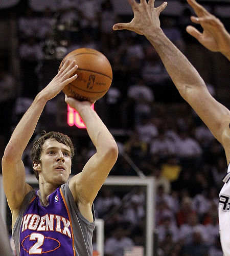 足球带来的 足球带来的