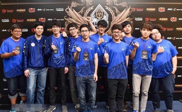 部与禁区前 部与禁区前